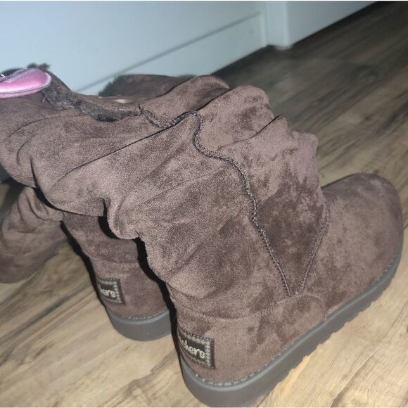Skechers Women's Faux Fur Winter Boots With Memory Foam Size: 7 - Picture 3 of 9